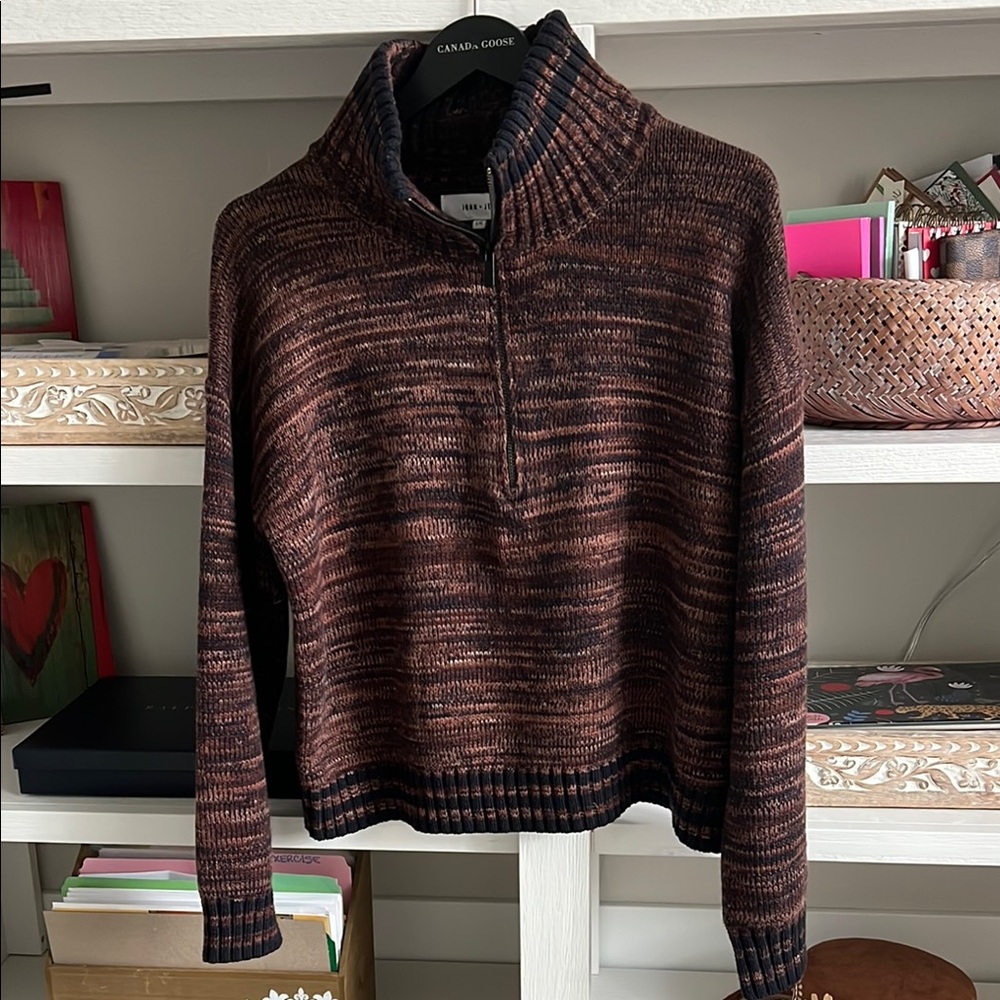 John + Jenn Brown/Black like new Women's Quarter Zip Sweater! Large